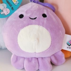Squishmallow 3.5 Inch Clip On
Purple Octopus